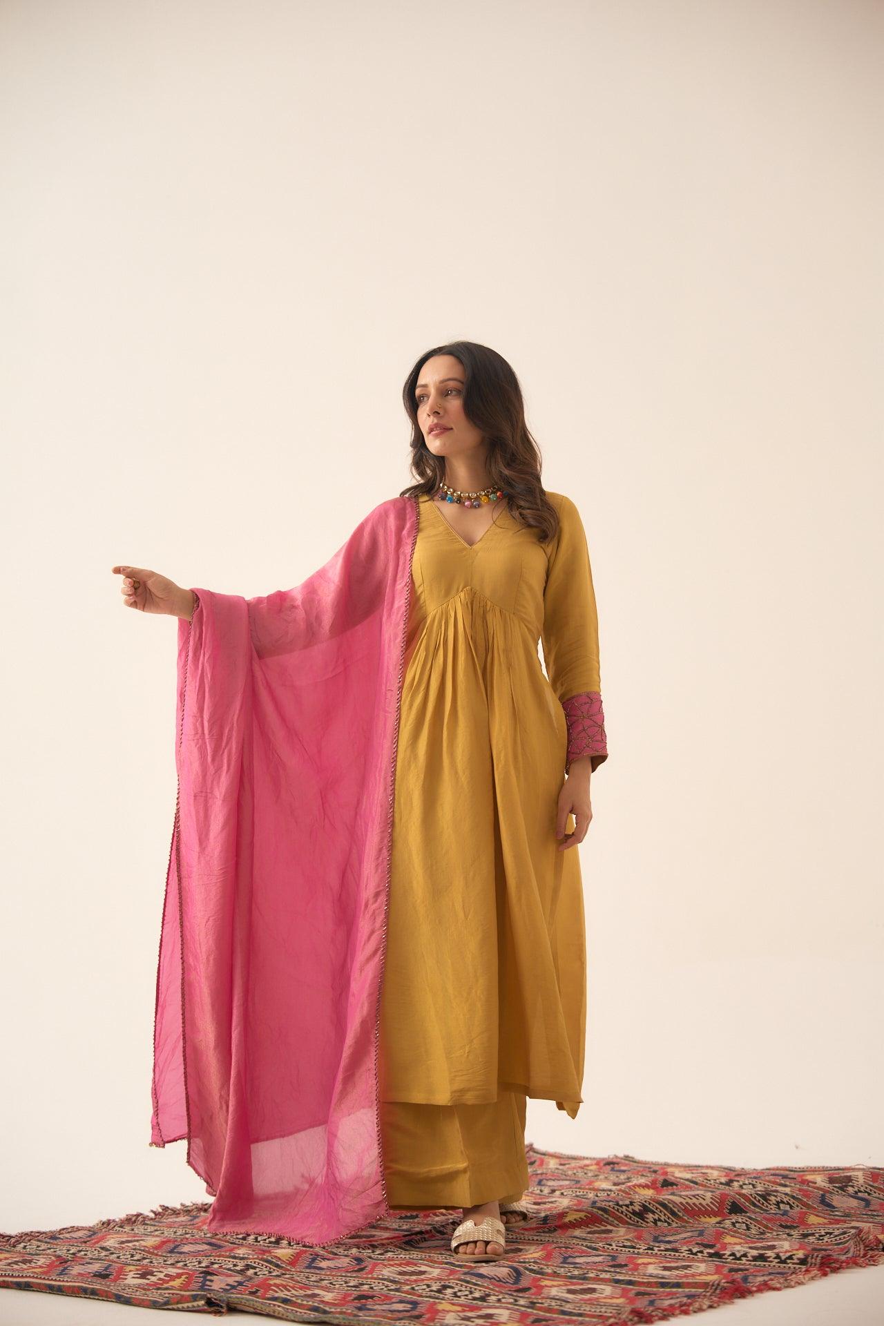 Sunhara Gulabi