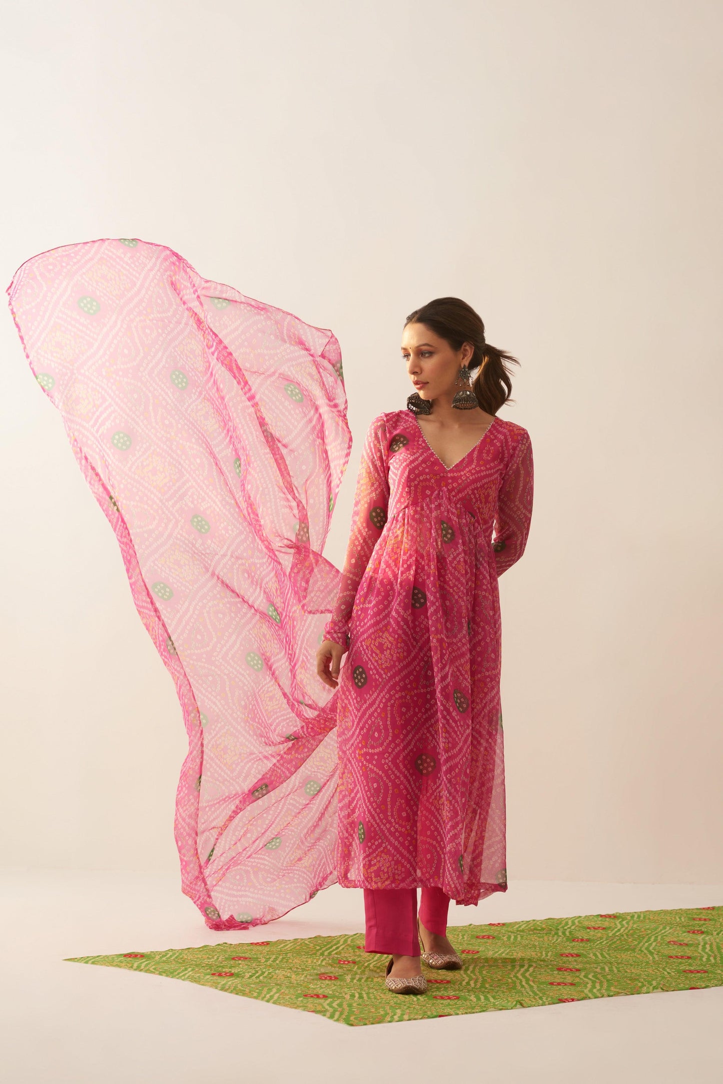 Gulabo Bandhani