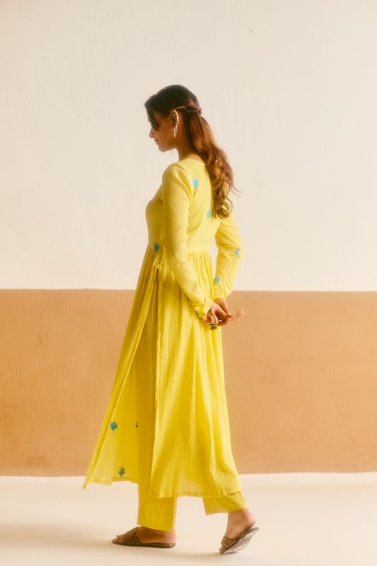 Neela Nimboo