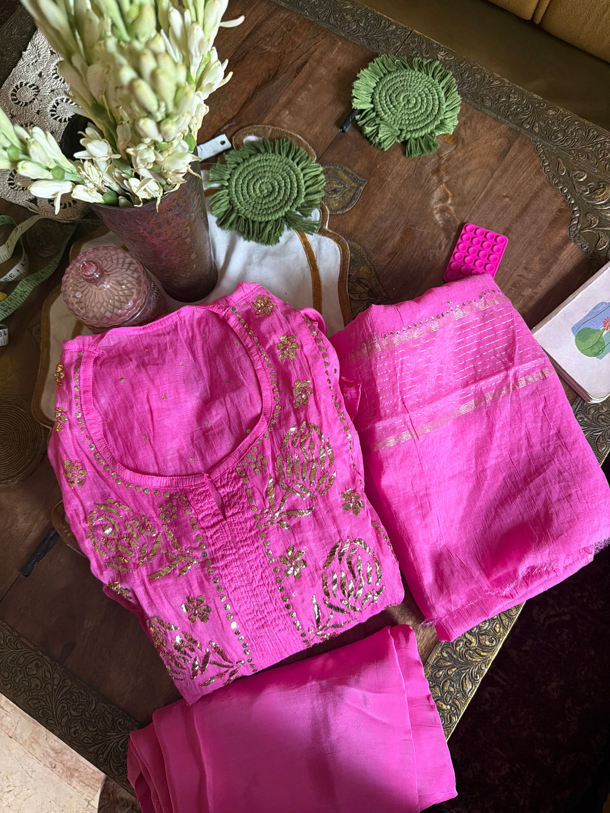 Fuscia Pitta Lucknowi Kurta Set
