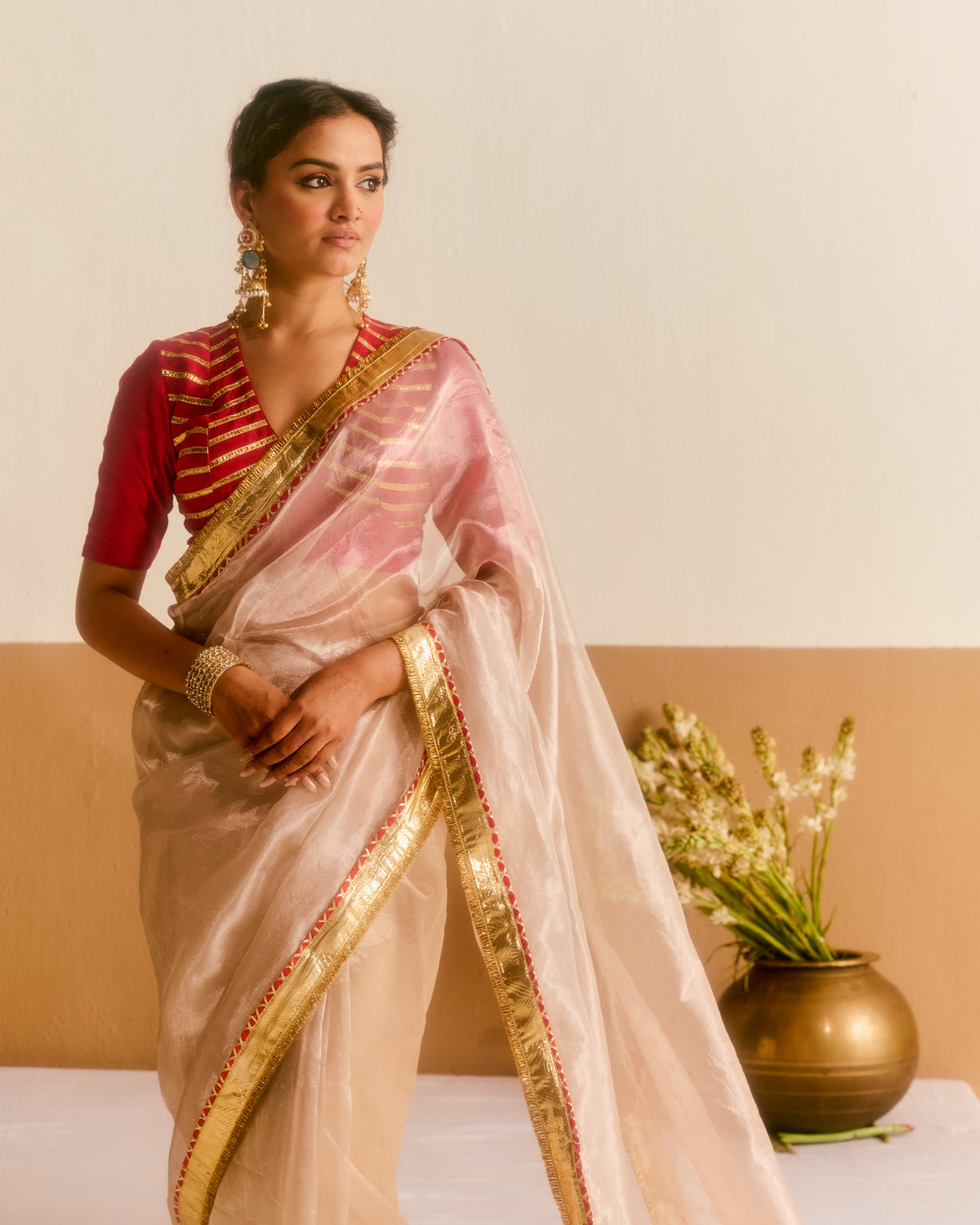 Chandi Jaisa Rang
