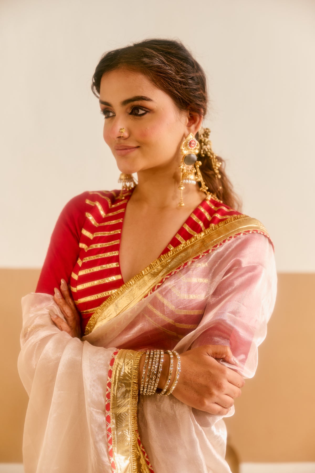 Chandi Jaisa Rang