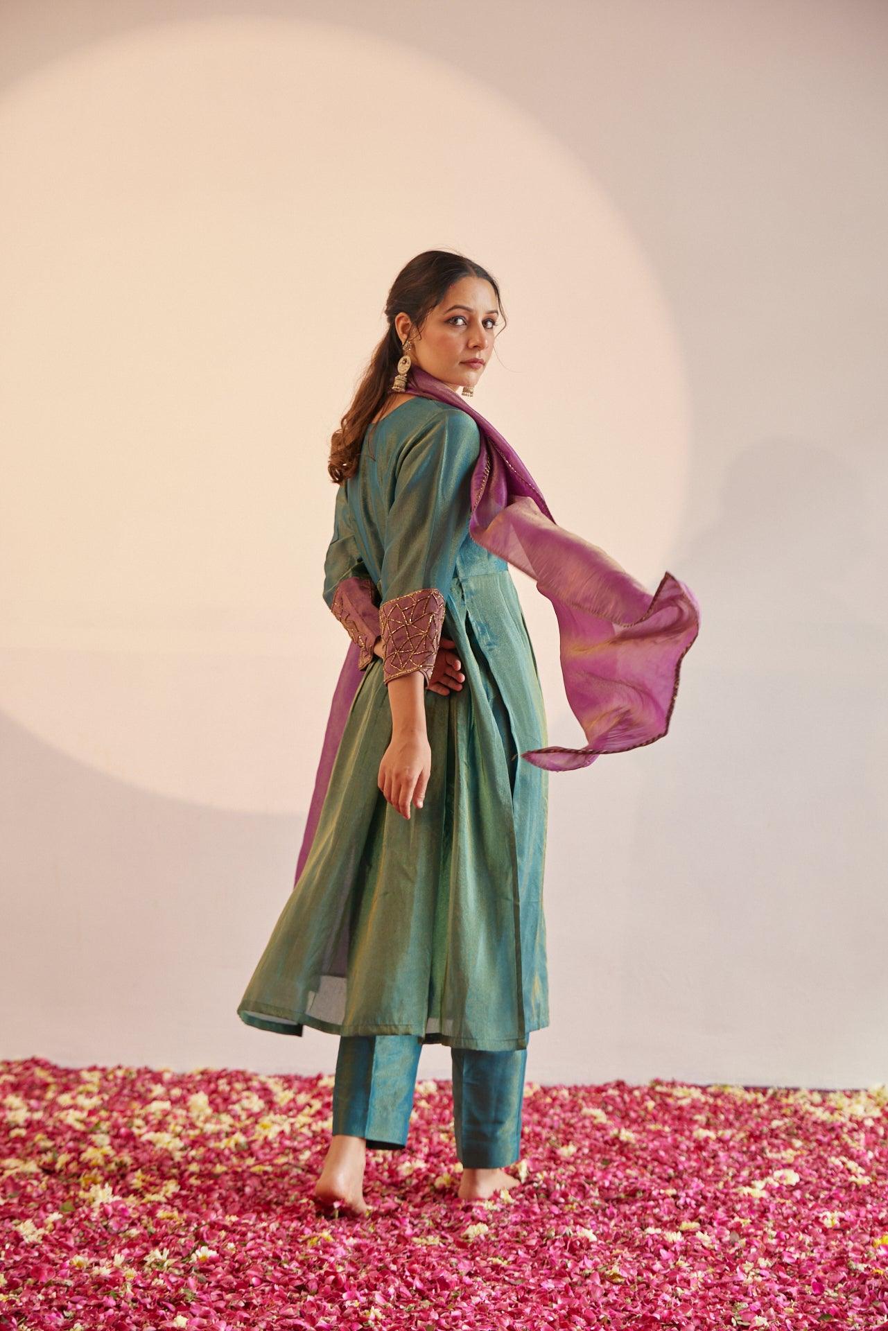 Hara Jamuni Set – House Of Dorii